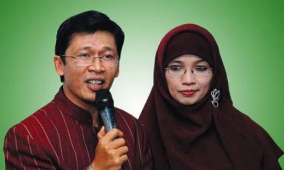 Dipoligami, Cerai, Rujuk, Lalu Kini Aa Gym – Teh Ninih Bercerai Lagi
