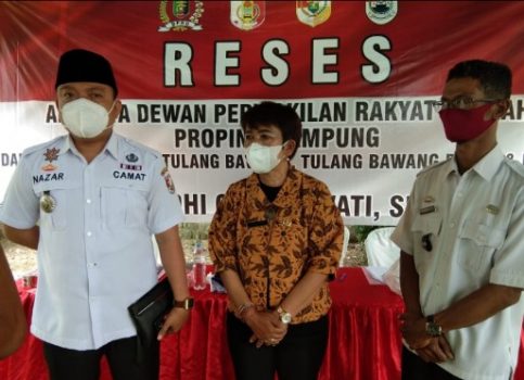 Reses, Budhi Condrowati Terima Keluhan Soal Jalan Rusak dan Harga Singkong