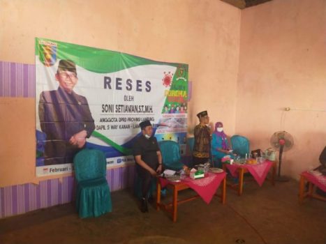Reses, Soni Terima Keluhan Soal Jalan Rusak