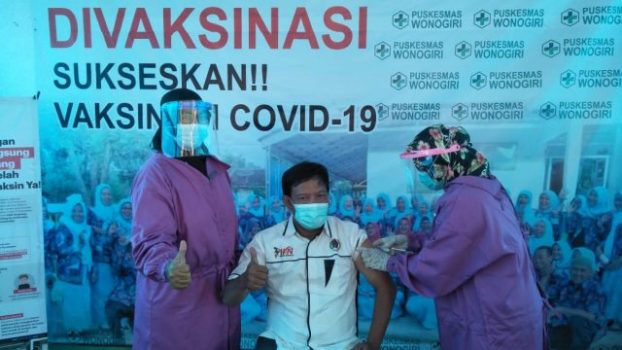 Puluhan anggota PWI Lampung Utara Jalani Vaksinasi Covid-19