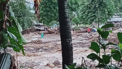 Banjir Bandang di NTT: 128 Orang Meninggal, 8.424 Warga Mengungsi