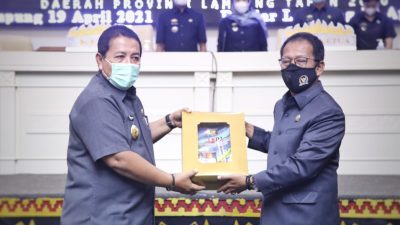 Gubernur Lampung Serahkan LKPJ Kepala Daerah 2020