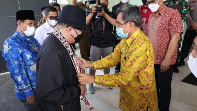 Tekstil Impor Banjiri Indonesia, Ini Kata Ketua DPD RI