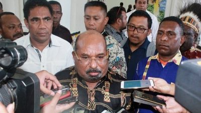 Dikabarkan Kabur ke Papua Nugini, Ini Penjelasan Gubernur Papua Lukas Enembe