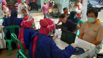 Para Pedagang Pasar Tradisional di Bandarlampung Mulai Divaksin Covid-19