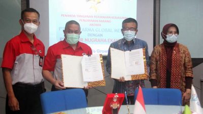 JNE Distribusikan Produk Farmasi PT Indofarma Global Medika ke Seluruh Indonesia