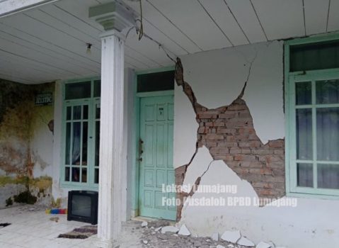 Gempa Magnitudo 6,7 Guncang Malang, Banyak Fasilitas Umum Rusak