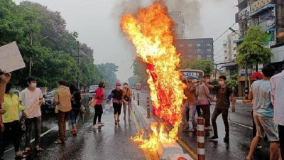 Militer Myanmar Tembakkan Senapan Granat, 80 Demontran Tewas