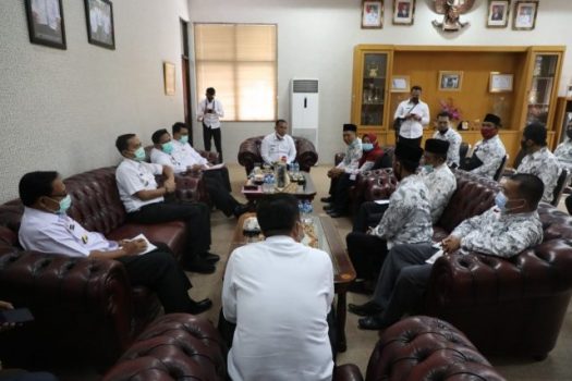 Bupati Nanang Gelar Pertemuan dengan PGSI dan Guru Ngaji Se-Lamsel