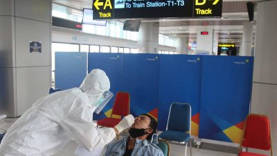 12 WNA India Positif Covid-19 Bisa Lolos Masuk Indonesia, Ini Penjelasan Kemenkes