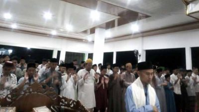 Santri Tahfidz Quran Bandarlampung Gelar Salat Gaib untuk Awak KRI Nanggala-402