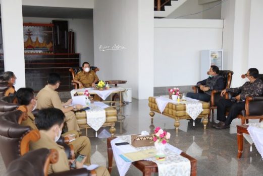 Jelang Penyerahan Sertifikasi Aset Pemda, Gubernur Arinal Terima Kunjungan Direktur Koordinasi dan Supervisi Wilayah II KPK RI