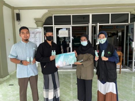 Dompet Dhuafa dan Wardah Bagikan Ribuan “Handsanitizer” ke Sejumlah Masjid di Lampung