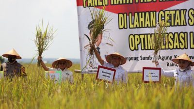 Implementasi Kartu Petani Berjaya di Tulangbawang, Gubernur Lampung Berharap Petani Makin Mudah Bercocok Tanam