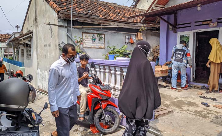 Basarnas dan Ayah Bocah yang Hanyut di Selokan Kebonjeruk Bandarlampung Masih Lakukan Pencarian