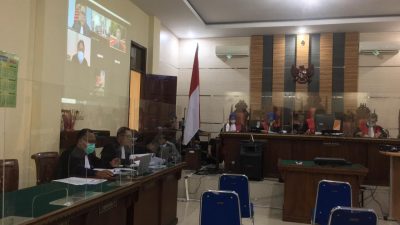 Kasus Suap Mantan Bupati Mustafa, Nunik dan Ny. Lee Mangkir di Persidangan