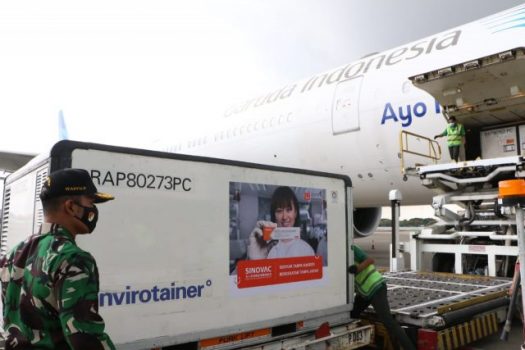 Besok 8 Juta Dosis Vaksin Sinovac dari Tiongkok Tiba di Bandara Soetta