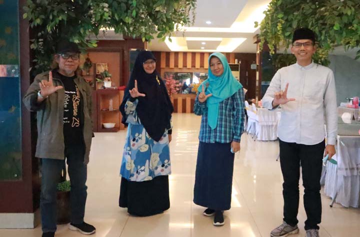 Ini Para Pemenang Lomba Menulis Cerpen Mobil Baca Ade