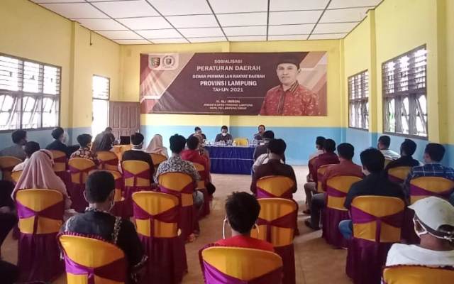 Ali Imron Sosialisasi Perda Rembuk Desa di Brasakti