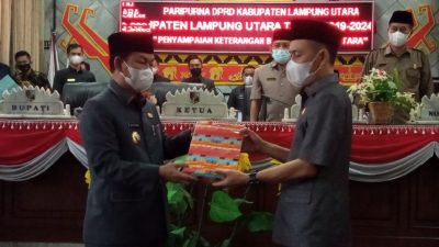 Sesuaikan dengan Aturan Baru, Bupati Lampura Sampaikan Perubahan RPJMD 2019-2024