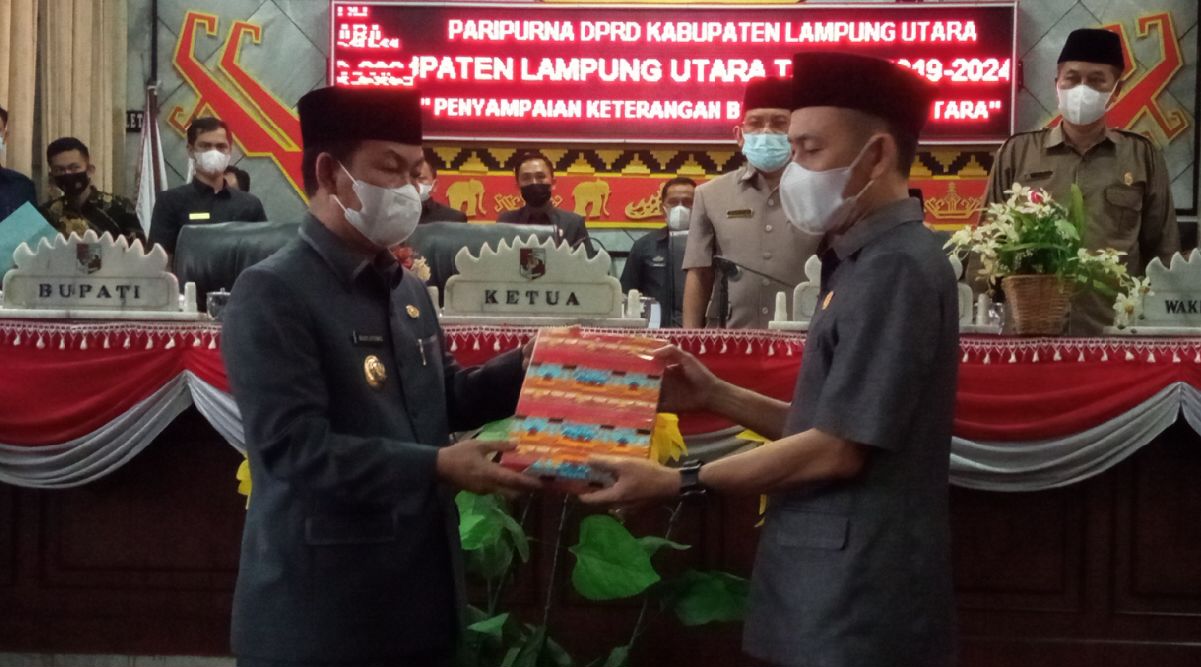 Sesuaikan dengan Aturan Baru, Bupati Lampura Sampaikan Perubahan RPJMD 2019-2024