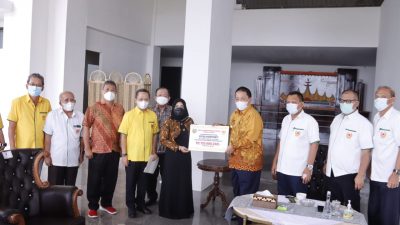 Gubernur Lampung Berikan Tali Asih Rp100 Juta untuk Peraih Medali Perak Olimpiade London 2012