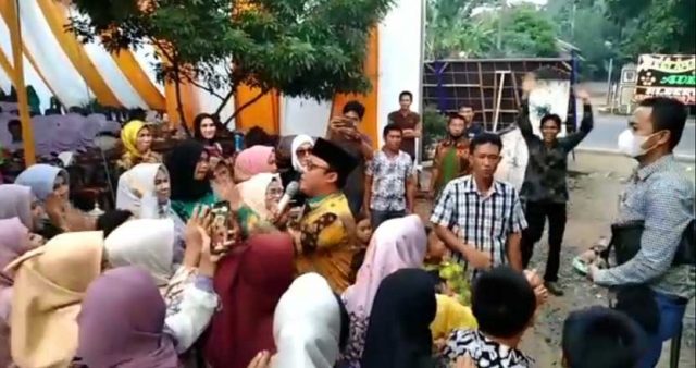 Videonya Saat Berjoget Abaikan Prokes Viral di Medsos, Wabup Lamteng Dilaporkan ke Polda Lampung