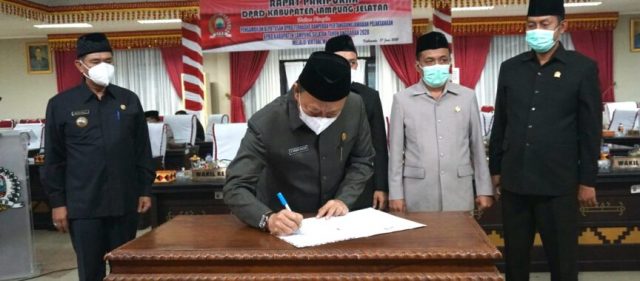 DPRD Kabupaten Lampung Selatan Setujui Raperda Pertanggungjawaban APBD 2020
