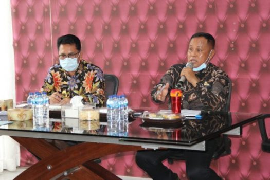 Bupati Nanang Ermanto Minta Seluruh Jajaran Pemkab Lamsel Gotong-Royong Perbaiki Polsek Candipuro