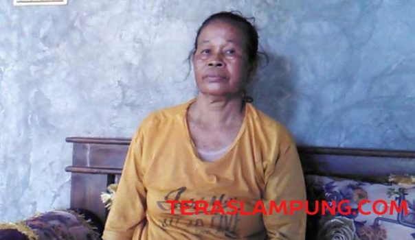 Sukiyem, ibu kandung Martini.