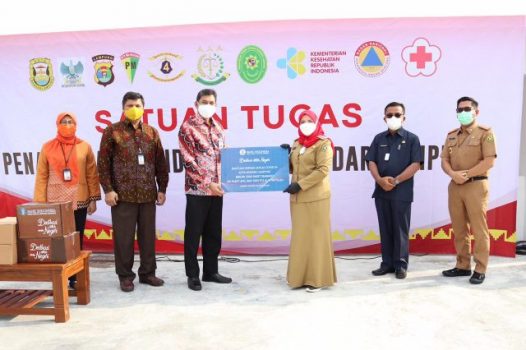 BI Lampung Serahkan 2.000 Paket Sembako dan 1.200 Alat Rapid Test Antigen