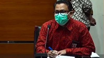 Dalami Kasus Fee Proyek, KPK Periksa Mantan Bupati Lampung Utara