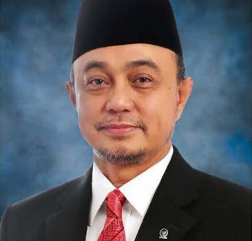 Menggugat Hegemoni Ambang Batas