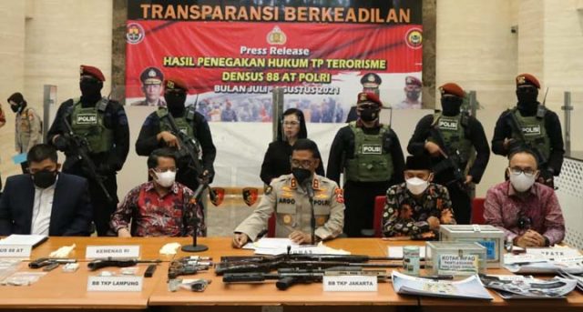 Tangkap 53 Terduga Teroris di 11 Provinsi, Ini Sumber Dana Kelompok JI Menurut Polri