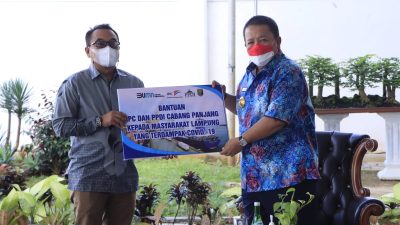 PT Pelindo II Serahkan Bantuan Lima Ton Beras untuk Warga Lampung Terdampak Covid-19