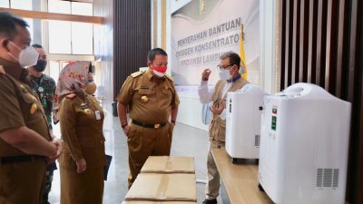 Gubernur Lampung Terima Bantuan 87 Unit Oksigen Konsentrator dari Tanoto Foundation