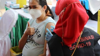 Ibu Hamil di Lampung Mulai Divaksin Covid-19