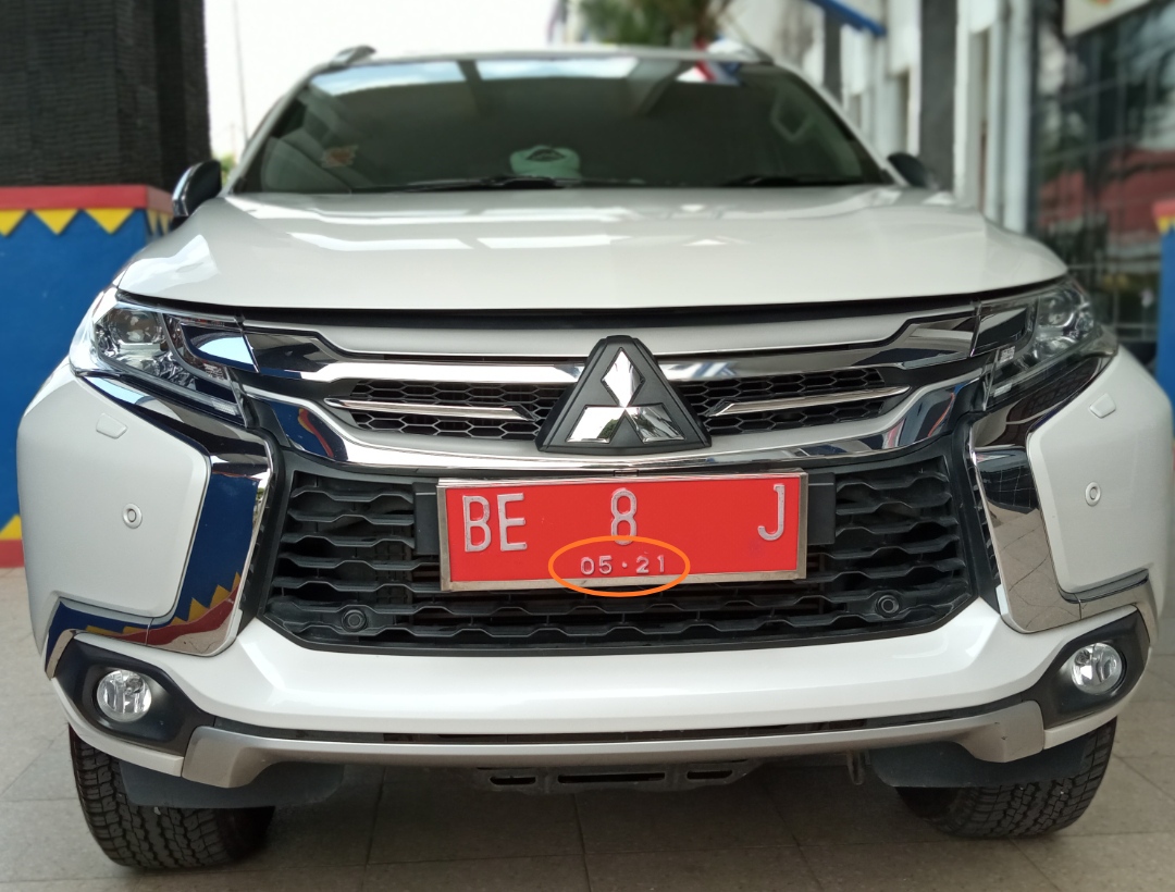 Mobil Dinas Sekdakab Lampura Diduga Menunggak Pajak