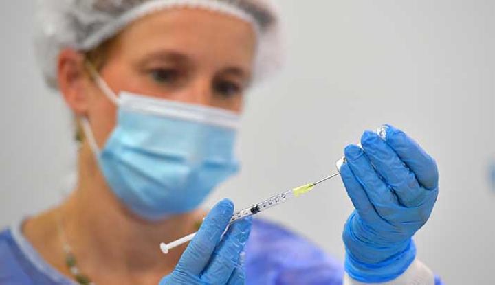 Perawat di Jerman Suntik Ribuan Penerima Vaksin Covid-19 dengan Larutan Garam