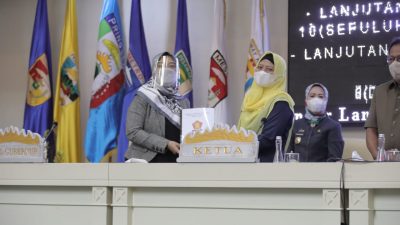 Wagub Lampung Sampaikan Enam Saran terhadap 10 Raperda Inisiatif DPRD
