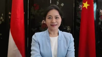 Menciptakan Kecemerlangan dalam Kesulitan, Bergandengan Tangan Membangun Masa Depan