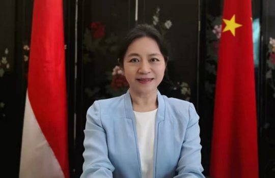 Menciptakan Kecemerlangan dalam Kesulitan, Bergandengan Tangan Membangun Masa Depan