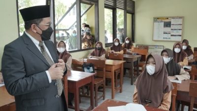 Wamenag Ingatkan Prokes PTM Terbatas