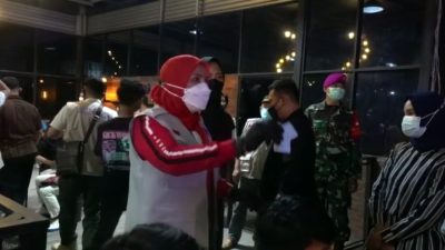 Satgas Covid-19 Bandarlampung Bubarkan Pengunjung Rumah Makan dan Kafe
