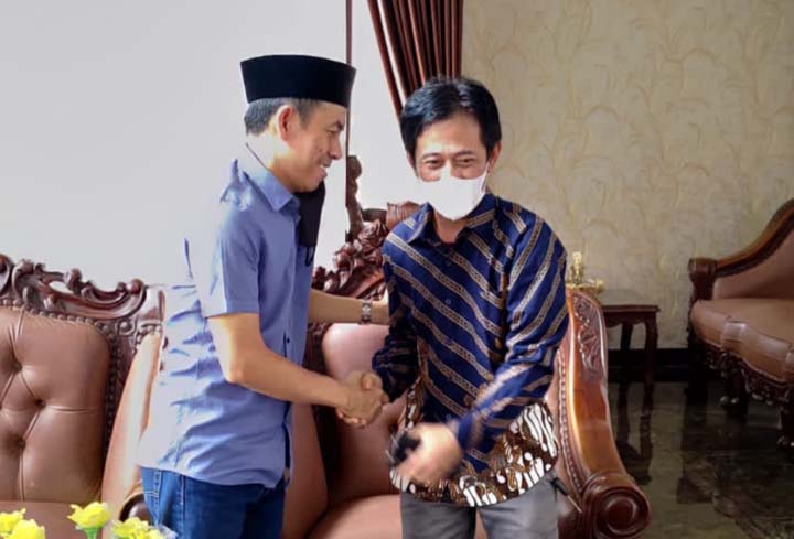 Kasus Pemukulan, Ketua DPRD Lampura dan Korban Sepakat Damai