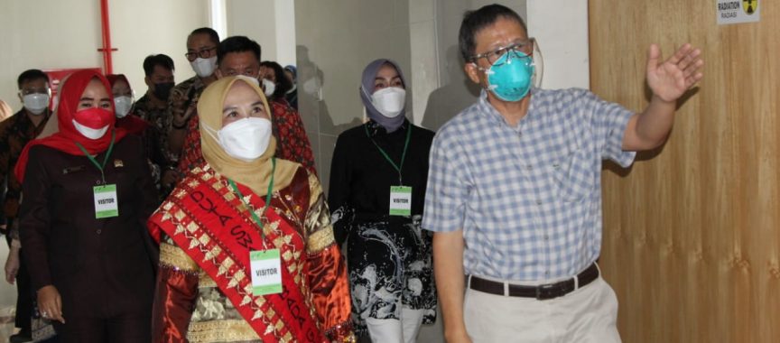 Kunjungi RS Airan, Ketua TP PKK LamselPastikan Tak Ada Lagi RS Tolak Ibu Hamil yang Hendak Melahirkan