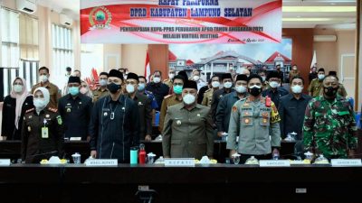 Bupati Lampung Selatan Sampaikan KUPA PPAS APBD 2021
