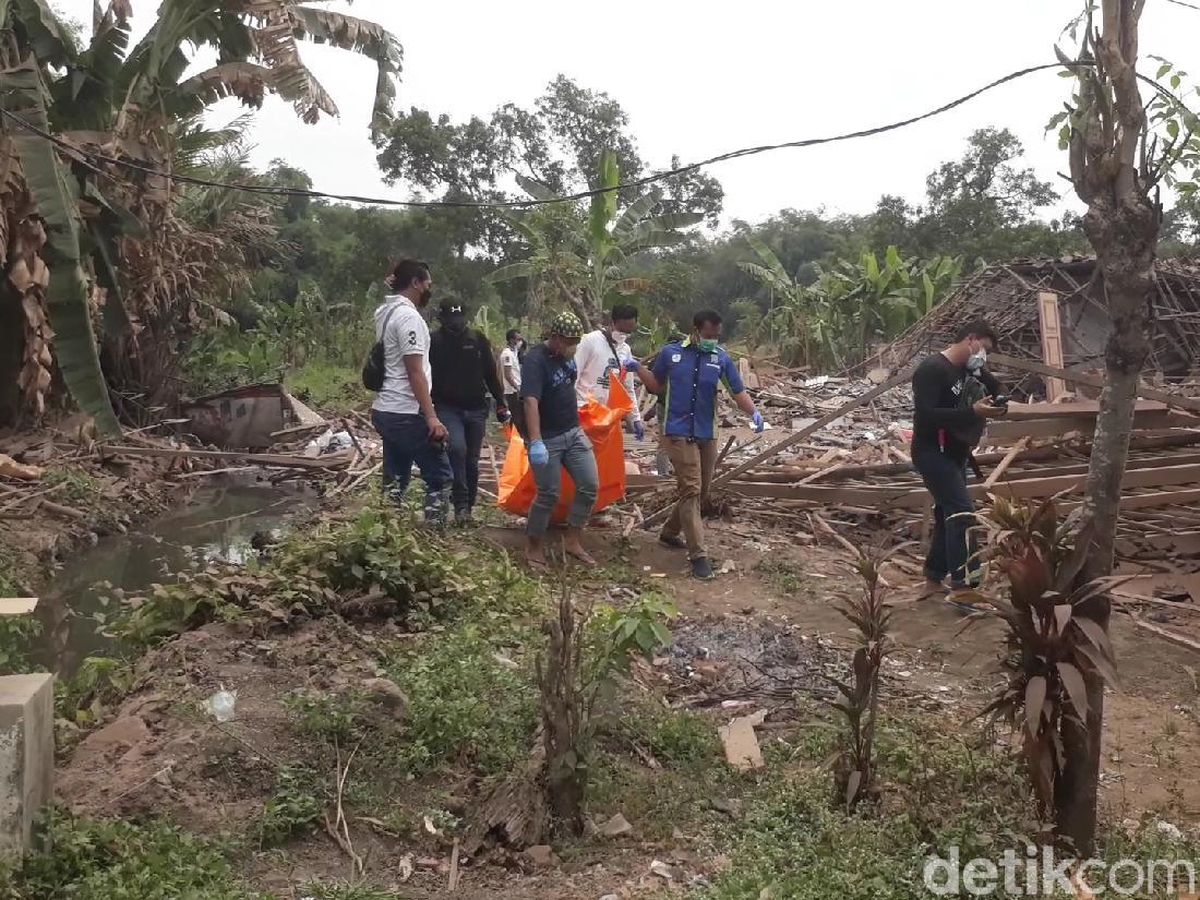 Ledakan Besar di Desa Pekangkungan Pasuruan, 2 Orang Tewas