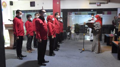 Walikota Eva Dwiana Lantik Pengurus POBSI Bandarlampung 2021-2025