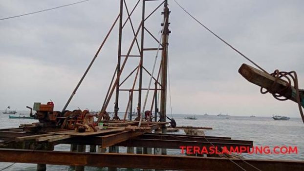 DKP Lampung Bangun Dermaga Pemecah Ombak di TPI Kotaagung